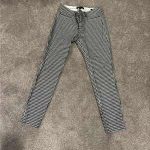 Banana Republic Black & White Houndstooth Pants